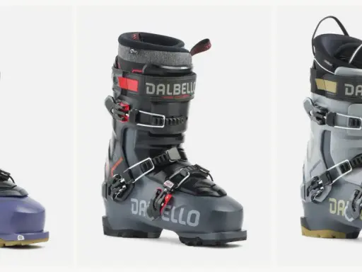Trzy buty narciarskie Dalbello w różnych kolorach: fioletowy, ciemnoszary i jasnoszary.